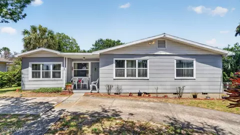 2237 S Halifax Dr, Daytona Beach, FL 32118