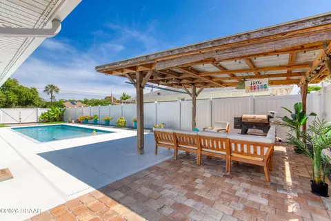 Exterior - 599 Andrews St, Ormond Beach, FL 32174 photo 14 of 16