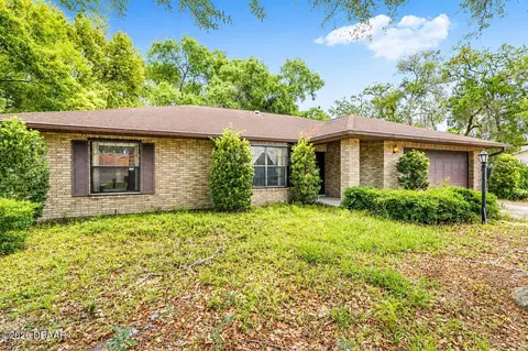1694 Nantucket St, Deltona, FL 32725