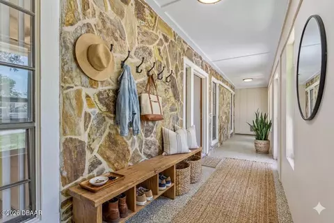Entry Way - 11 Petrea Ter, Ormond Beach, FL 32174 photo 2 of 5