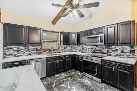 Kitchen - 11 Petrea Ter, Ormond Beach, FL 32174 photo 2 of 3