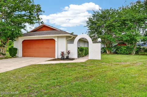 6 Foxhall Ct, Palm Coast, FL 32137