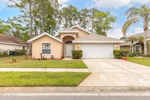 11 Cormorant Cir, Daytona Beach, FL 32119