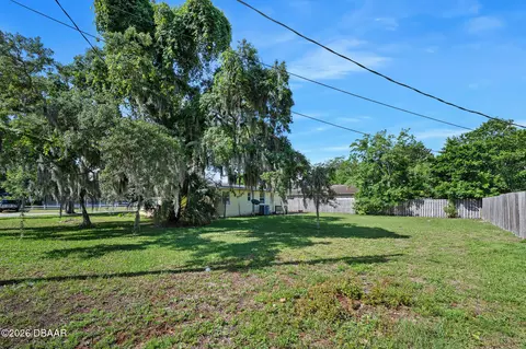 183 Hernandez Ave, Ormond Beach, FL 32174 photo 2