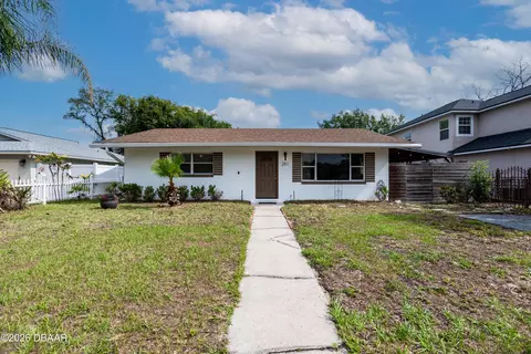 251 Pine Tree Dr, Casselberry, FL 32707