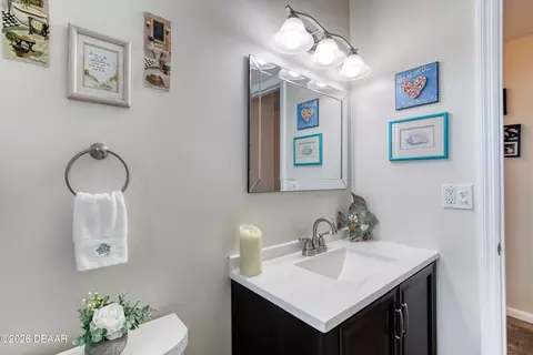 Bath - 32 Plaza Dr, Ormond Beach, FL 32176 photo 4 of 4