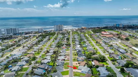 View/Area - 32 Plaza Dr, Ormond Beach, FL 32176 photo 10 of 14
