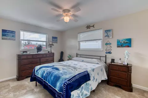 Bedroom - 32 Plaza Dr, Ormond Beach, FL 32176 photo 5 of 10