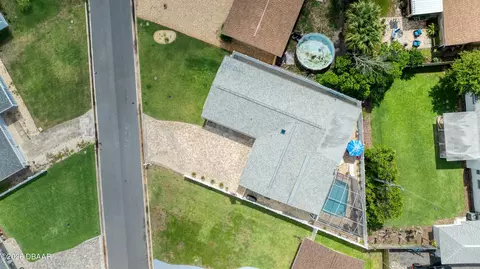 View/Area - 32 Plaza Dr, Ormond Beach, FL 32176 photo 13 of 14