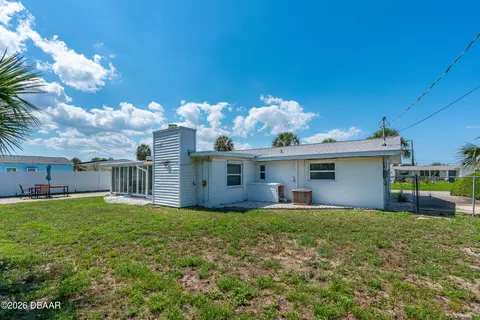 Exterior - 24 Briggs Dr, Ormond Beach, FL 32176 photo 4 of 4