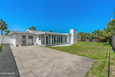 Exterior - 24 Briggs Dr, Ormond Beach, FL 32176 photo 3 of 4