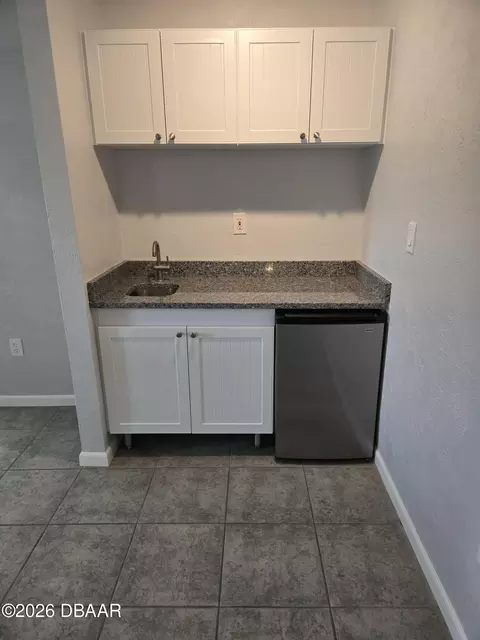 Kitchen - 981 Shockney Dr, Ormond Beach, FL 32174 photo 1 of 7