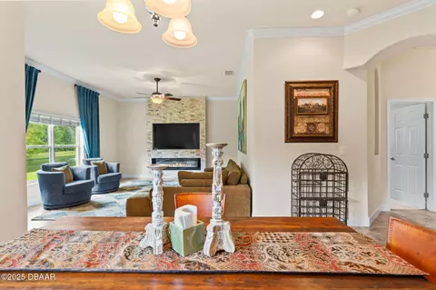 Dining - 133 Creek Forest Ln, Ormond Beach, FL 32174 photo 7 of 7