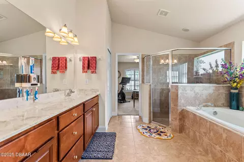 Bath - 133 Creek Forest Ln, Ormond Beach, FL 32174 photo 1 of 5