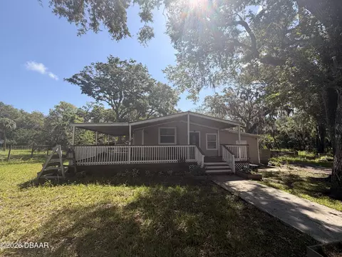 685 Eagle Watch Rd, Oak Hill, FL 32759