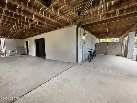 Exterior - 40 Concord Dr, Ormond Beach, FL 32176 photo 9 of 18