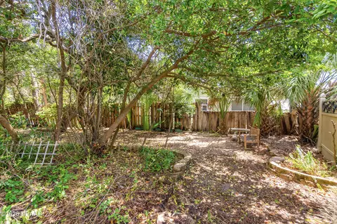 Exterior - 40 Concord Dr, Ormond Beach, FL 32176 photo 9 of 13