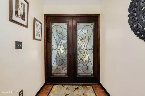 Entry Way - 40 Concord Dr, Ormond Beach, FL 32176 photo 2 of 5