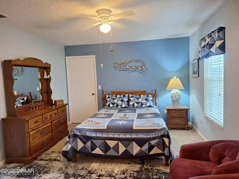Bedroom - 2707 Pine Tree Dr, Edgewater, FL 32141 photo 1 of 3