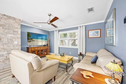 Living - 1405 Overbrook Dr, Ormond Beach, FL 32174 photo 3 of 4