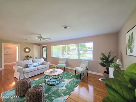 Living - 83 Ray Mar Dr, Ormond Beach, FL 32176 photo 1 of 2