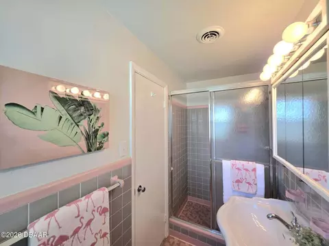 Bath - 83 Ray Mar Dr, Ormond Beach, FL 32176 photo 5 of 6