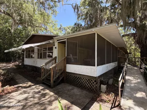 697 Eagle Watch Rd, Oak Hill, FL 32759