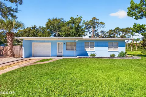 450 Card Ave, Holly Hill, FL 32117