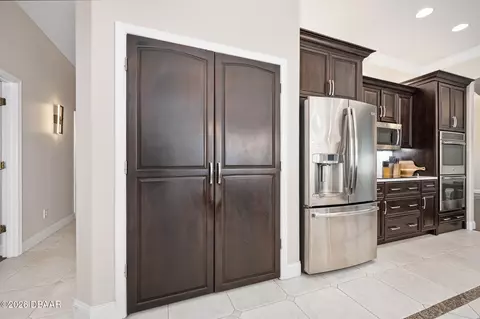 Kitchen - 80 Foxcroft, Ormond Beach, FL 32174 photo 4 of 5