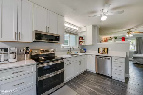 Kitchen - 478 Jeannette Dr, Ormond Beach, FL 32174 photo 2 of 3