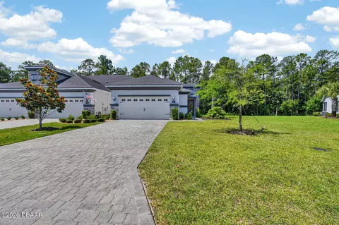 Exterior - 823 Pinewood Dr, Ormond Beach, FL 32174 photo 7 of 12