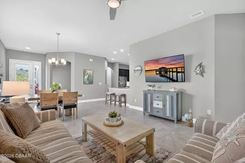 Living - 823 Pinewood Dr, Ormond Beach, FL 32174 photo 3 of 3