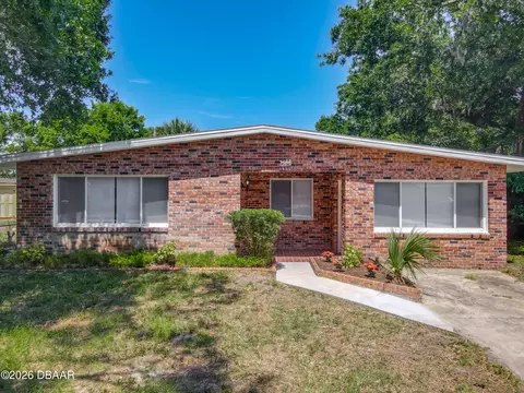 1495 Granada Ave, Daytona Beach, FL 32117