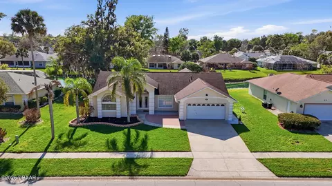 23 Old Sunbeam Dr, South Daytona, FL 32119