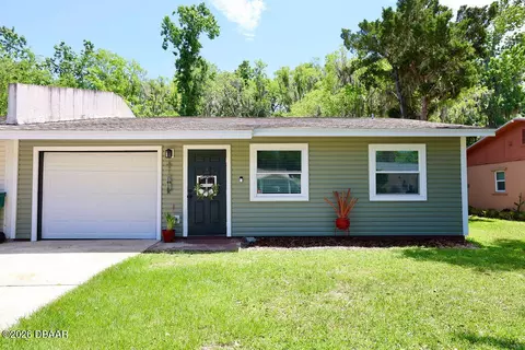 915 Royal Oak Ct, Holly Hill, FL 32117