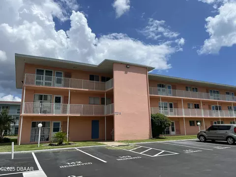 721 S Beach St, Daytona Beach, FL 32114