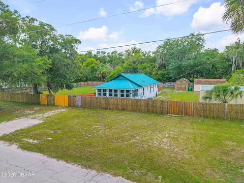 240 Miller Rd, Deland, FL 32724