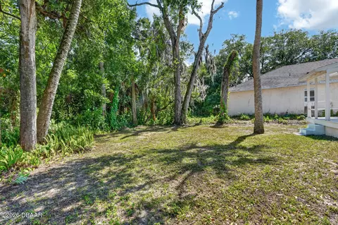 Exterior - 246 Willow Pl, Ormond Beach, FL 32174 photo 7 of 10