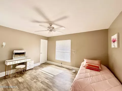 Bedroom - 123 Rio Pinar Dr, Ormond Beach, FL 32174 photo 5 of 6