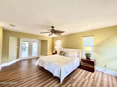 Bedroom - 123 Rio Pinar Dr, Ormond Beach, FL 32174 photo 3 of 6