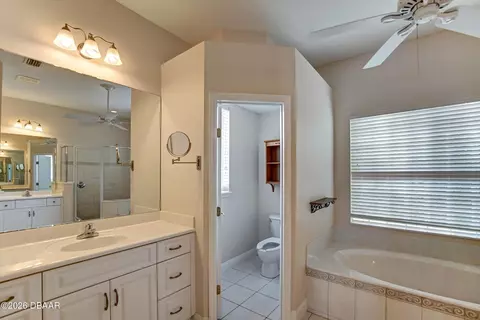 Bath - 1413 Kilrush Dr, Ormond Beach, FL 32174 photo 1 of 4