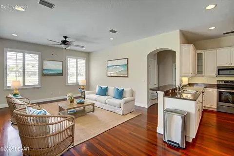 Living - 1413 Kilrush Dr, Ormond Beach, FL 32174 photo 6 of 7