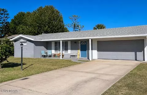 1421 Suwanee Rd, Daytona Beach, FL 32114
