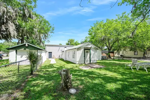 614 3rd St, Holly Hill, FL 32117