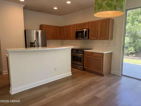Kitchen - 108 Bay Bridge Dr, Saint Augustine, FL 32080 photo 2 of 3
