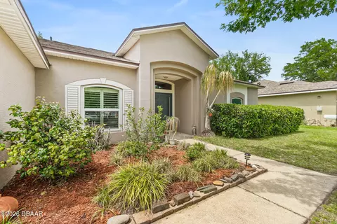 6 Evansville Ln, Palm Coast, FL 32164