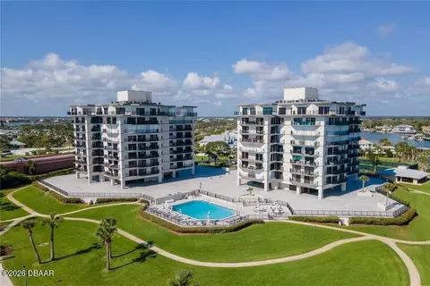 503 Causeway N, New Smyrna Beach, FL 32169