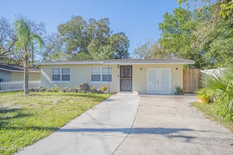 1332 Granada Ave, Daytona Beach, FL 32117