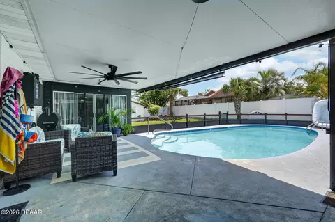 Exterior - 792 N Beach St, Ormond Beach, FL 32174 photo 4 of 16