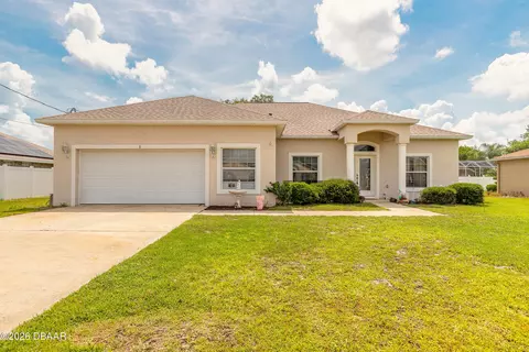 8 Lamoyne Ln, Palm Coast, FL 32137